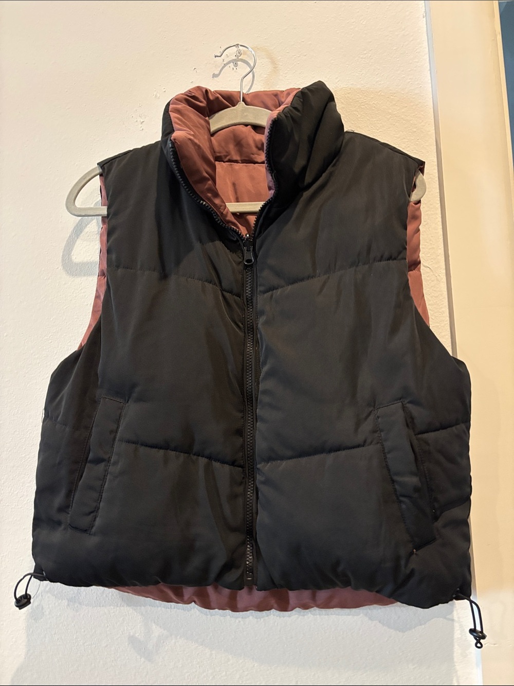 Thread & Supply Reversible Black and Dusty Rose Puffer Vest Small